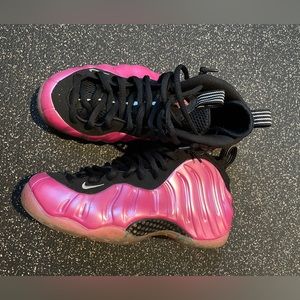 Nike Air Foamposite One "Pearlized Pink" size 7.5